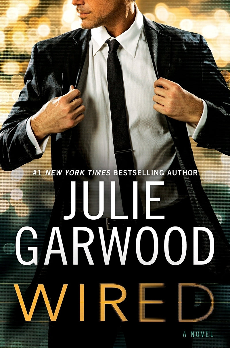 Book cover of Wired by Julie Garwood