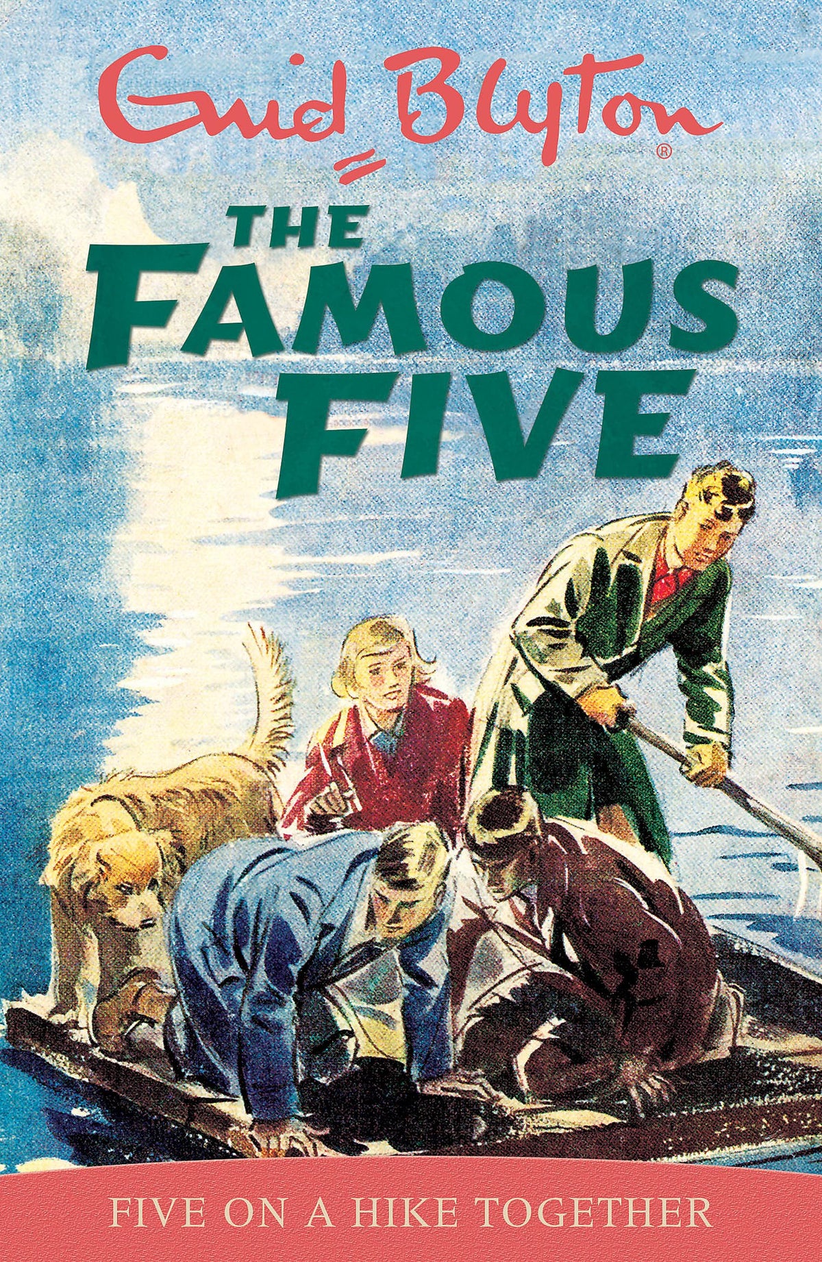 Book cover of Five On A Hike Together by Enid Blyton