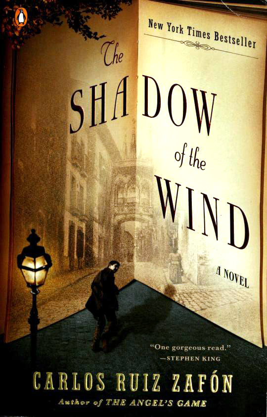 Book cover of The Shadow of the Wind by Carlos Ruiz Zafón, Lucia Graves (Trans.)