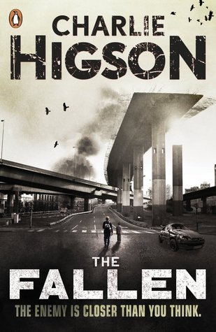 Book cover of The Fallen by Charlie Higson