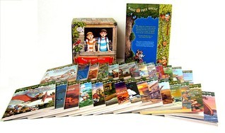 Book cover of Magic Tree House: #1-28 [Magic Tree House Library] by Mary Pope Osborne