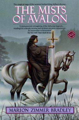 Book cover of The Mists of Avalon by Marion Zimmer Bradley