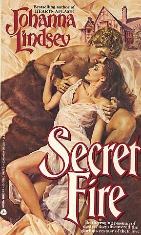 Book cover of Secret Fire by Johanna Lindsey