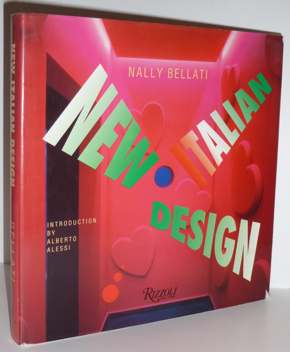 Book cover of New Italian Design by Nally Bellati, Alberto Alessi (Introduction)