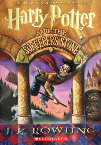 Book cover of Harry Potter And The Sorcerer's Stone by J.K. Rowling, Mary GrandPré (Cover artist and Illustrator)