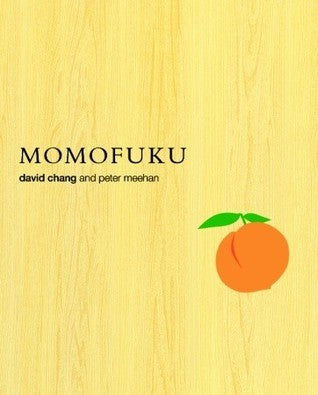 Book cover of Momofuku by David Chang, Peter Meehan